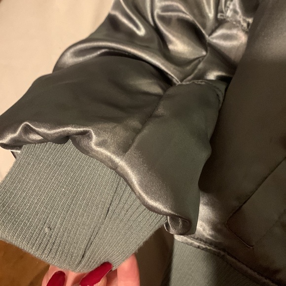 Bomber jacket - Picture 4 of 6